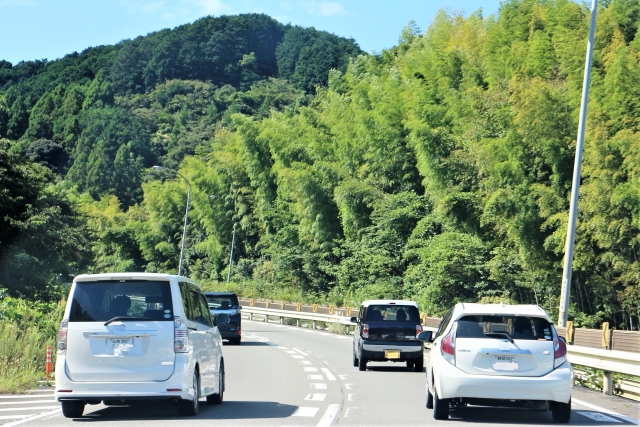 車カーブ写真.jpg